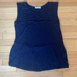 Pebble and Stone tank, EUC, adorable pleated back